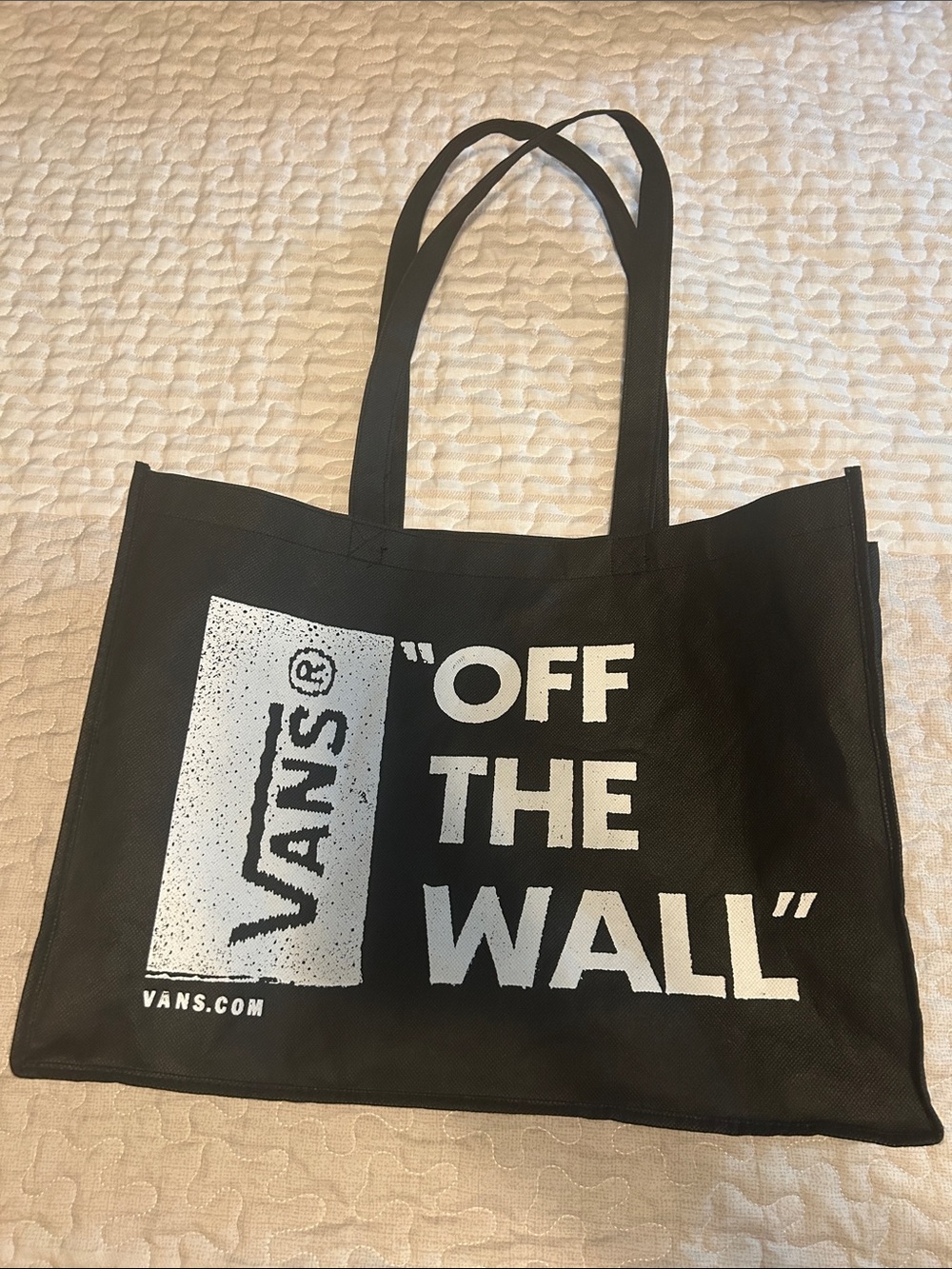 Vans Off The Wall Reusable Tote Bag NWT Black Shopper
Eco Bag